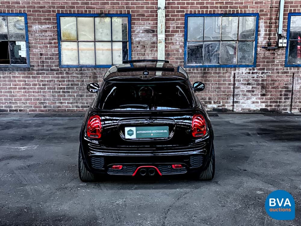 Mini-Cooper 2.0 John Cooper Works (JCW) Chile 231 PS 2016 F56, G-661-FG.
