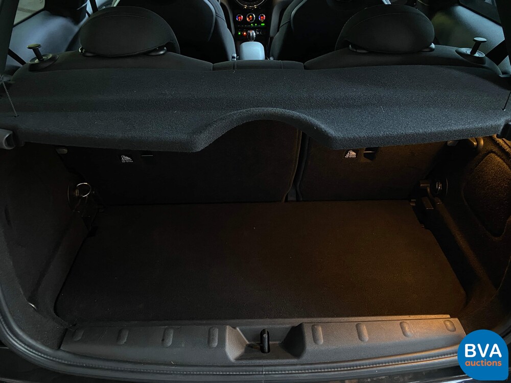 Mini-Cooper 2.0 John Cooper Works (JCW) Chile 231 PS 2016 F56, G-661-FG.