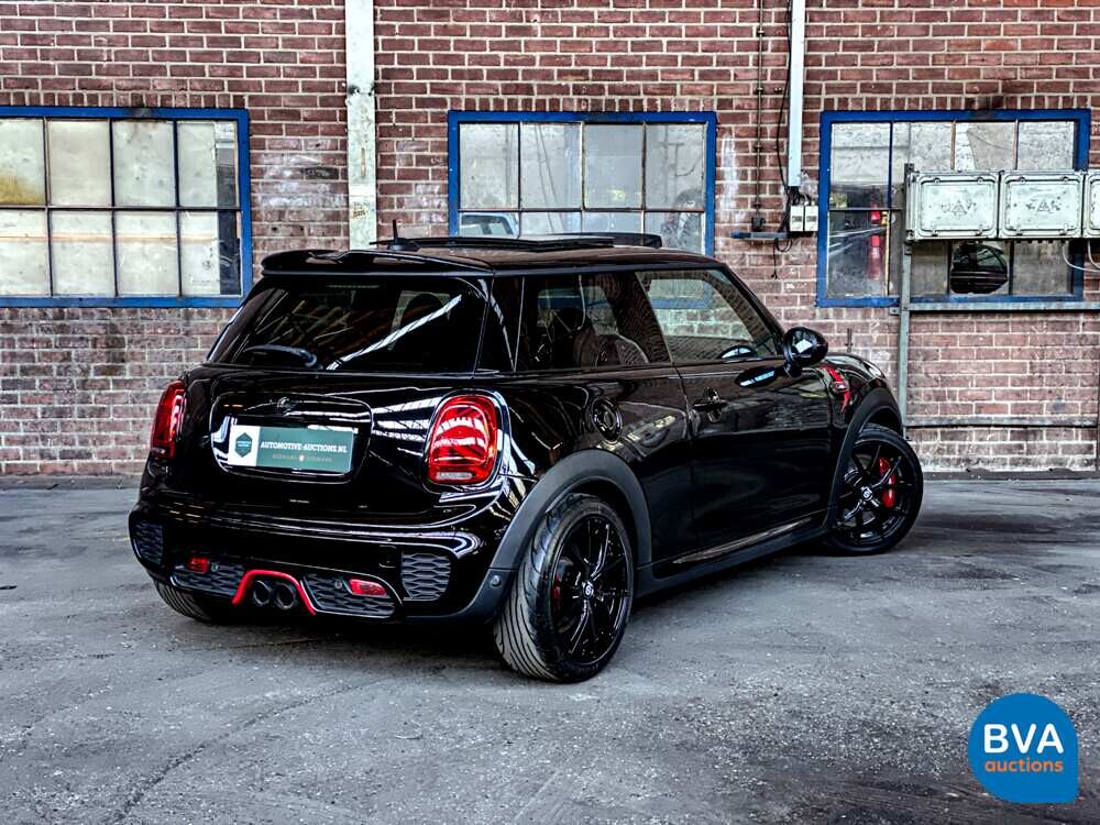Mini-Cooper 2.0 John Cooper Works (JCW) Chile 231 PS 2016 F56, G-661-FG.
