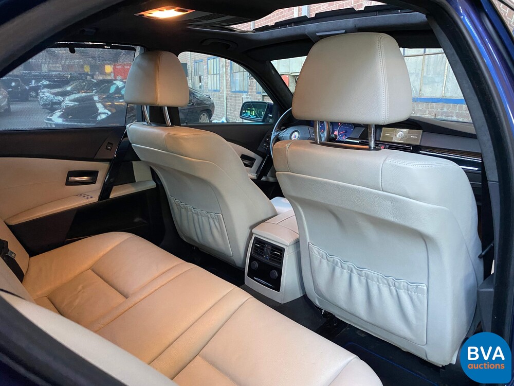 BMW Alpina B5 E60 4.4 V8 500PS/700nm Limousine 2005 Youngtimer, NL Zulassung.