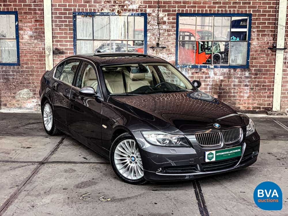 BMW 325i Limousine 3er 218pk 2005 -Youngtimer-, H-054-ZB.