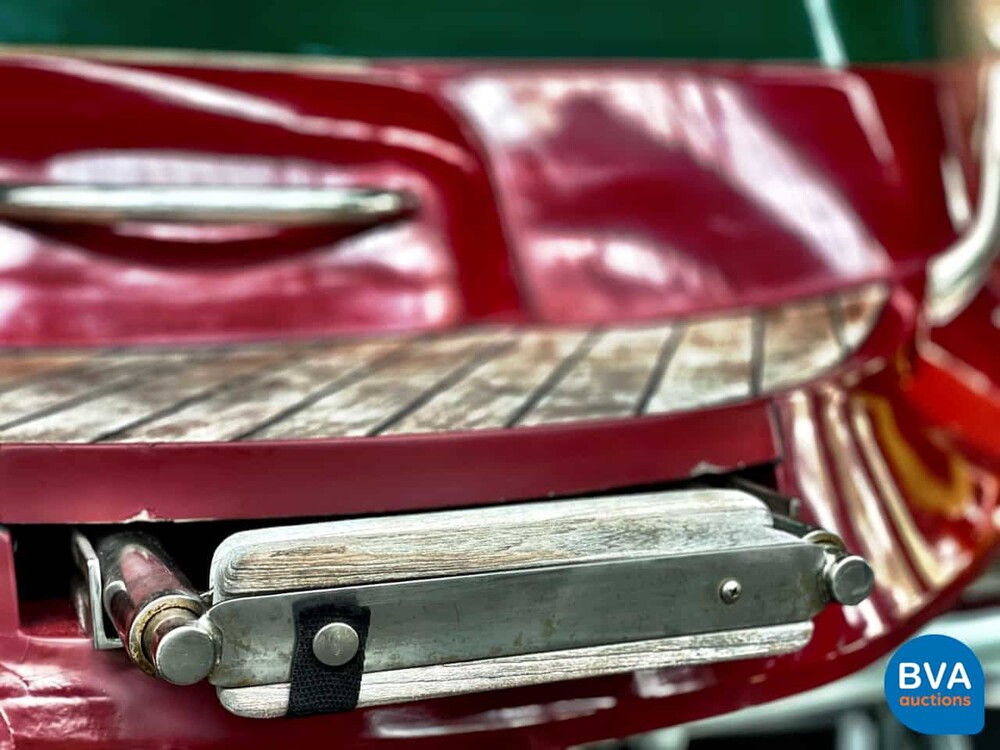 Quicksilver Classic 20 Mercruiser MPI 235hp (RIVA BOESCH Shape) Speedboat Trailer 2021.