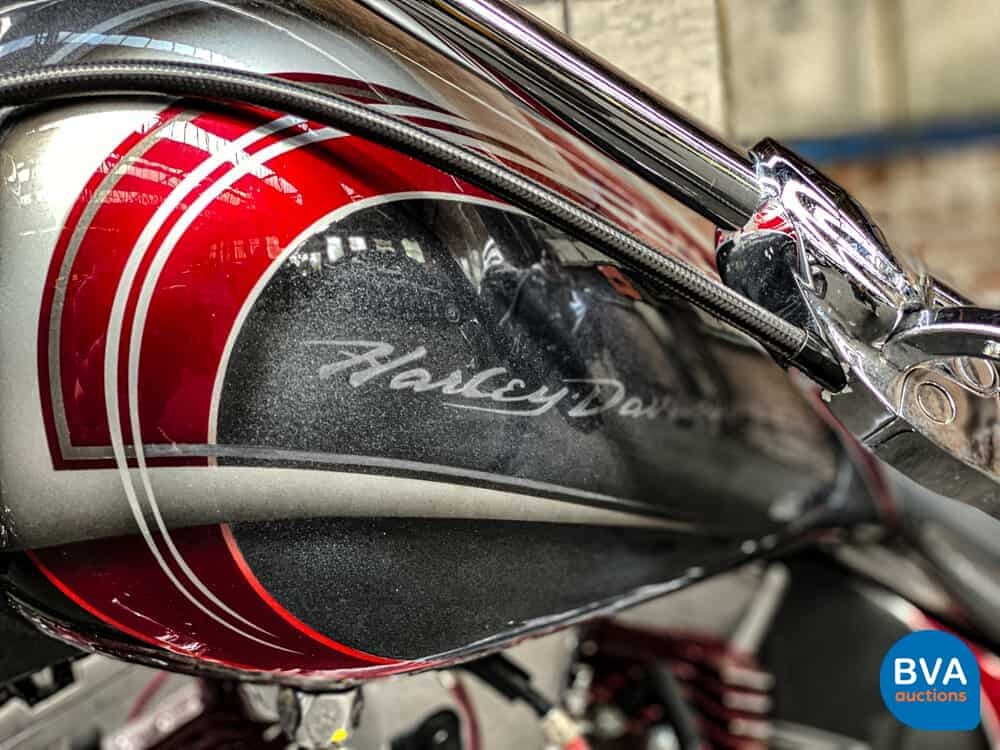 Harley Davidson Custom FXST 2004 Softail Springer Classic Motorrad.