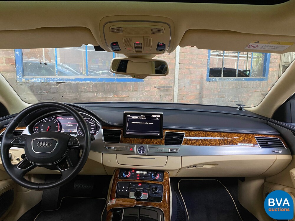 Audi A8 L W12 Quattro Pro Line + 6.3 W12 500 PS 2012.