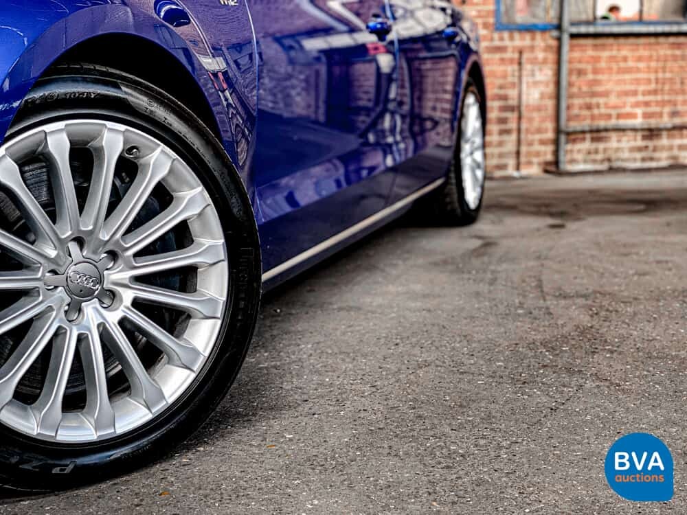 Audi A8 L W12 Quattro Pro Line + 6.3 W12 500 PS 2012.