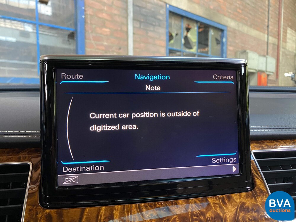 Audi A8 L W12 Quattro Pro Line + 6.3 W12 500 PS 2012.