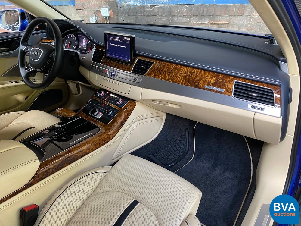 Audi A8 L W12 Quattro Pro Line + 6.3 W12 500 PS 2012.