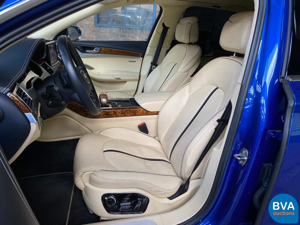 Audi A8 L W12 Quattro Pro Line + 6.3 W12 500 PS 2012.