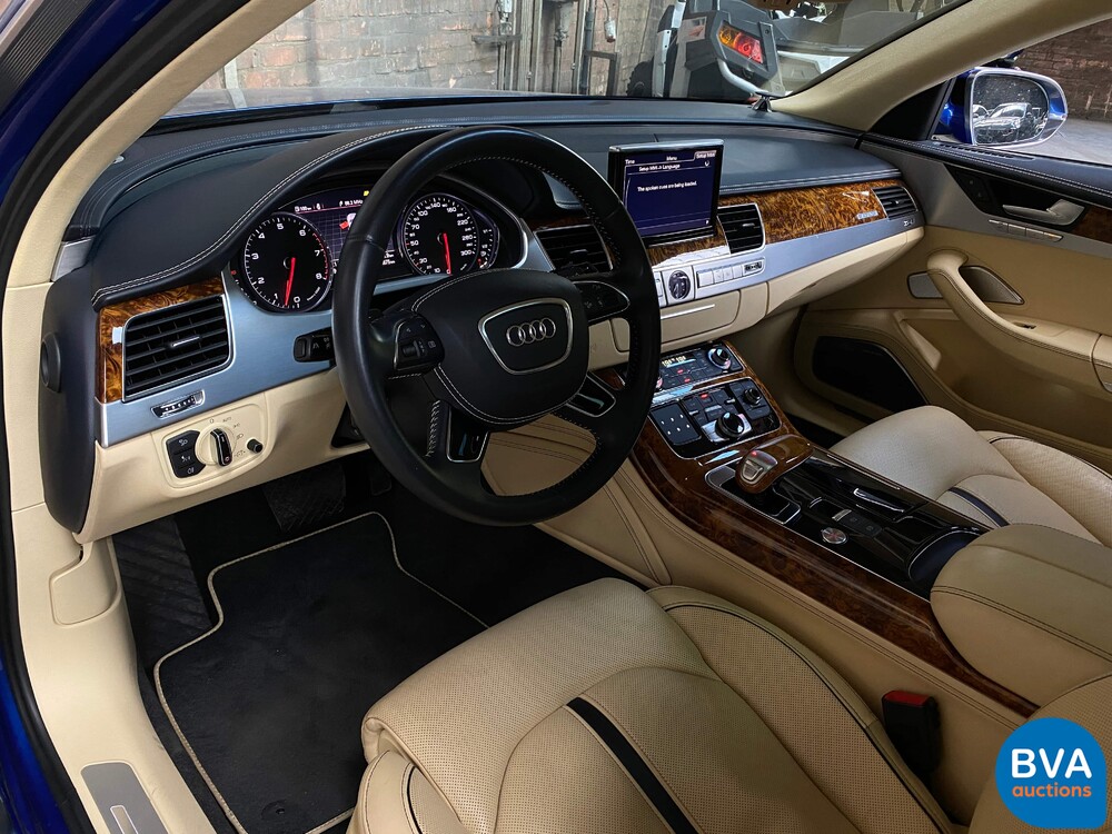 Audi A8 L W12 Quattro Pro Line + 6.3 W12 500 PS 2012.