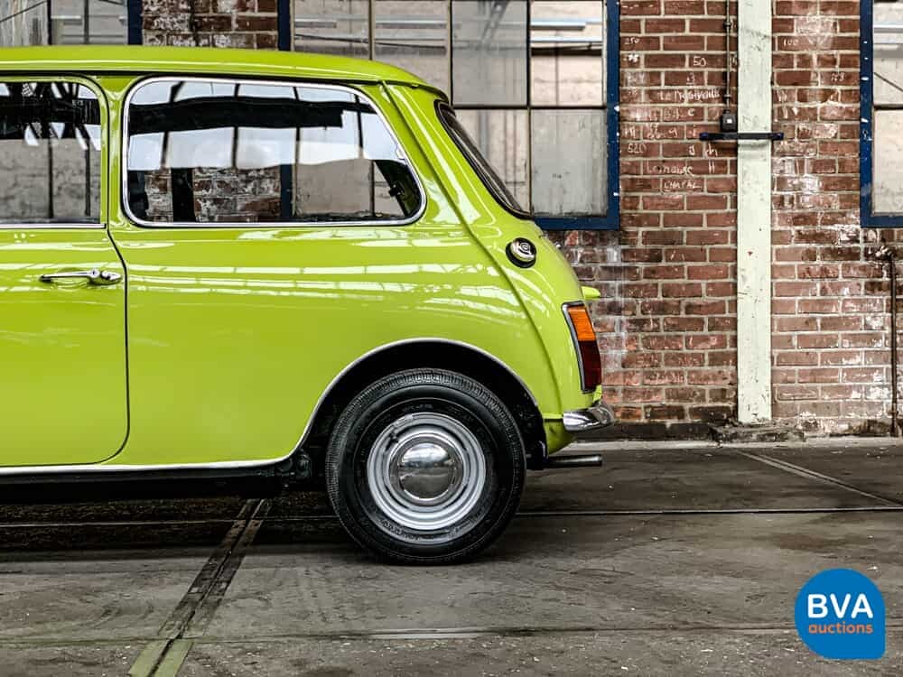 Austin Mini 1000 Super de Luxe 1975 -Original NL-, 16-FJ-17.