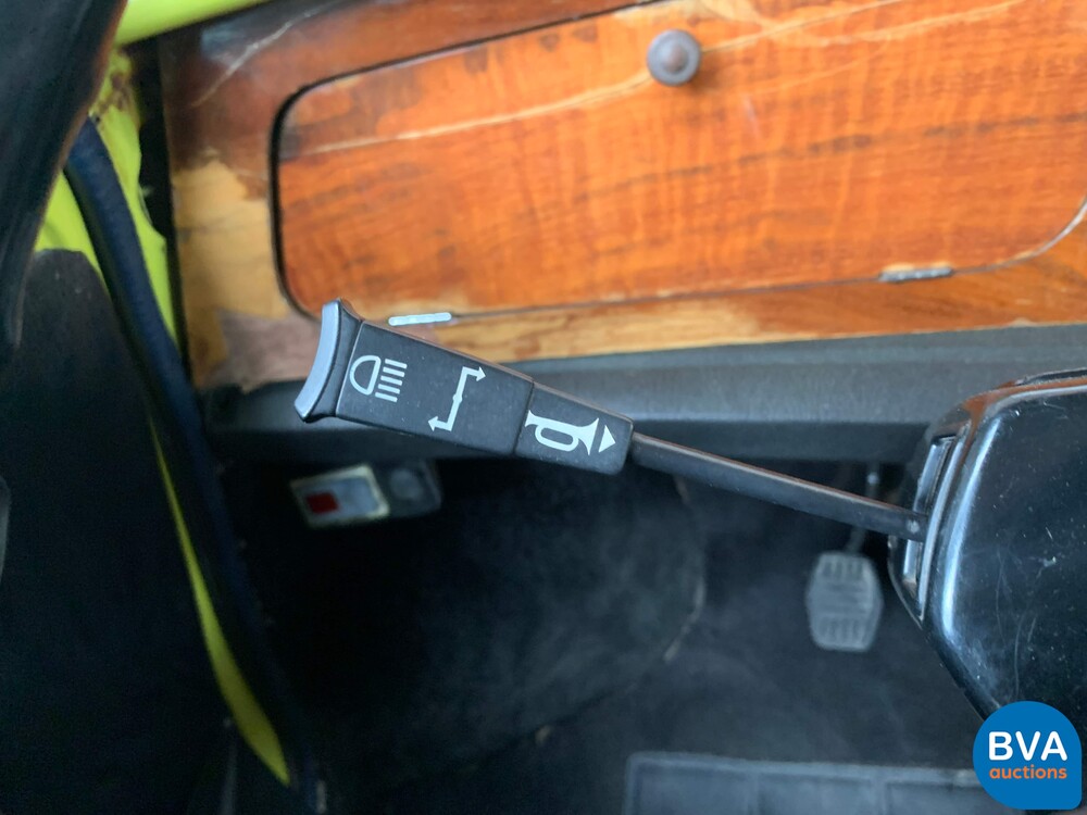 Austin Mini 1000 Super de Luxe 1975 -Original NL-, 16-FJ-17.