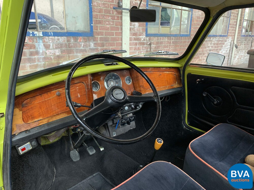 Austin Mini 1000 Super de Luxe 1975 -Original NL-, 16-FJ-17.