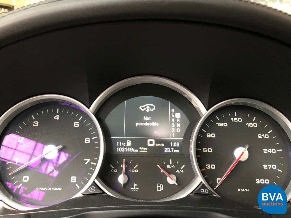 Porsche Cayenne Turbo 4.8 V8 500 PS 2007.