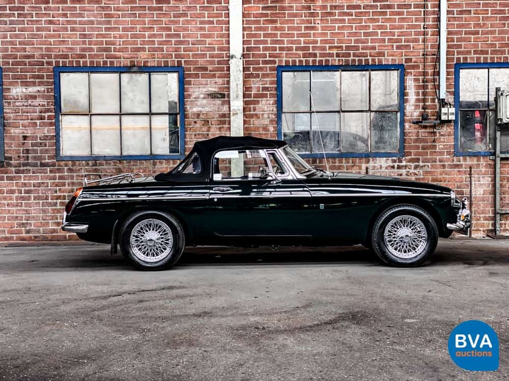 MG-B-Typ 1.8 Roadster 144 PS 1971, AL-71-68.