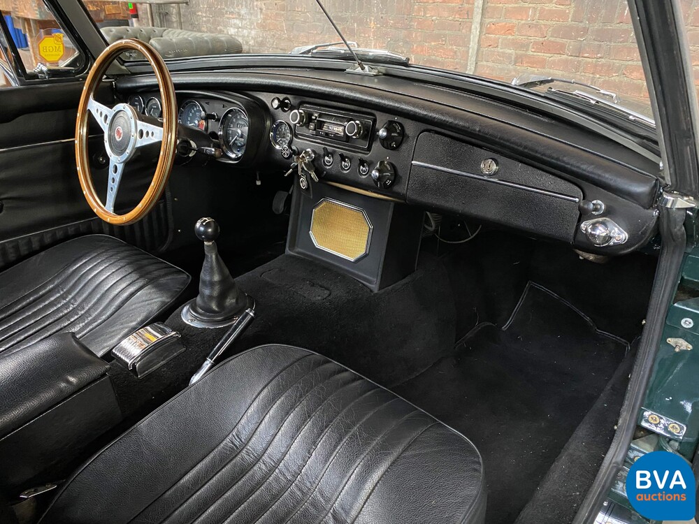 MG-B-Typ 1.8 Roadster 144 PS 1971, AL-71-68.