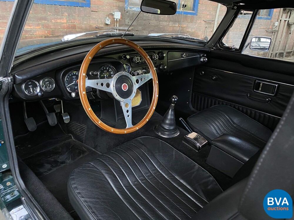 MG-B-Typ 1.8 Roadster 144 PS 1971, AL-71-68.