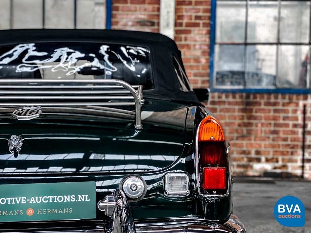 MG-B-Typ 1.8 Roadster 144 PS 1971, AL-71-68.