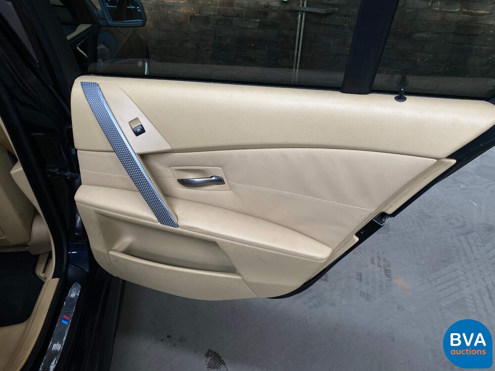 BMW 530i Touring M-Sport 5er 258PS 2005, 15-SV-SV.