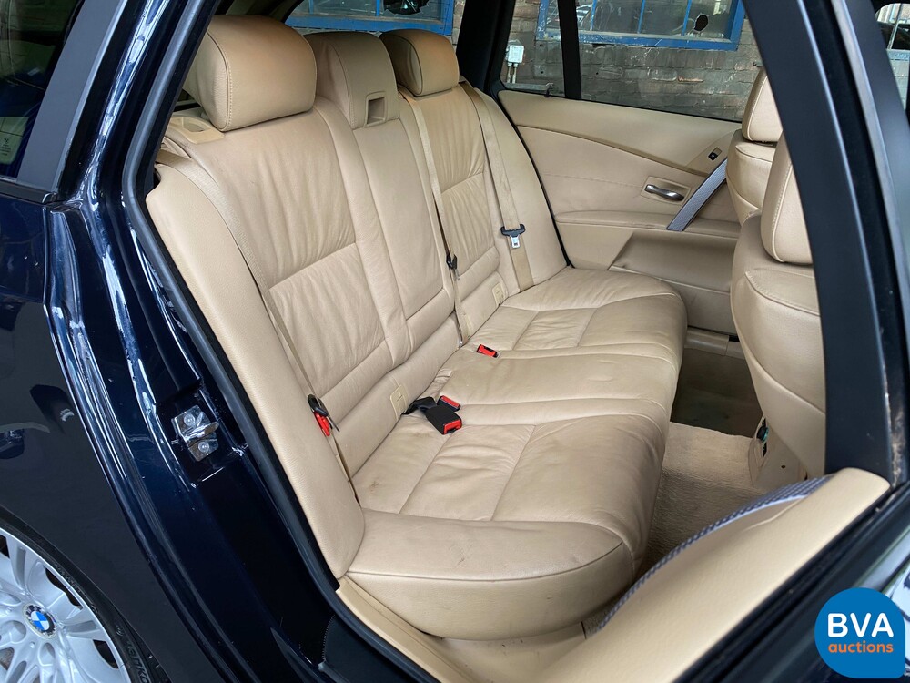 BMW 530i Touring M-Sport 5er 258PS 2005, 15-SV-SV.