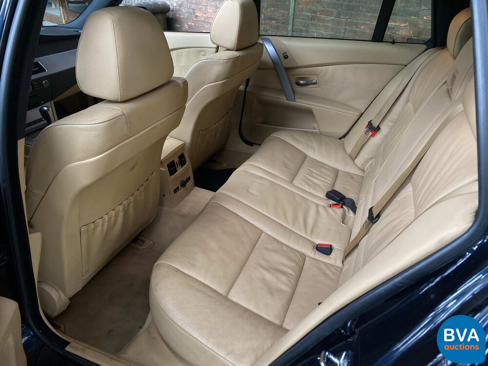 BMW 530i Touring M-Sport 5er 258PS 2005, 15-SV-SV.