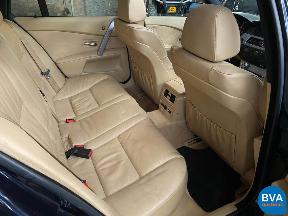 BMW 530i Touring M-Sport 5er 258PS 2005, 15-SV-SV.