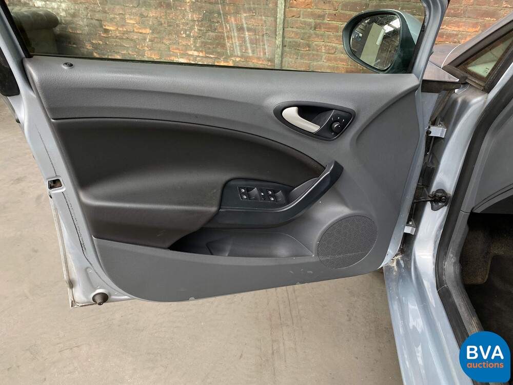 Seat Ibiza Sportcoupé 1.2 TDI Referenz Ecomotive 75PS 2010 -Org, NL-, 19-NBK-4.