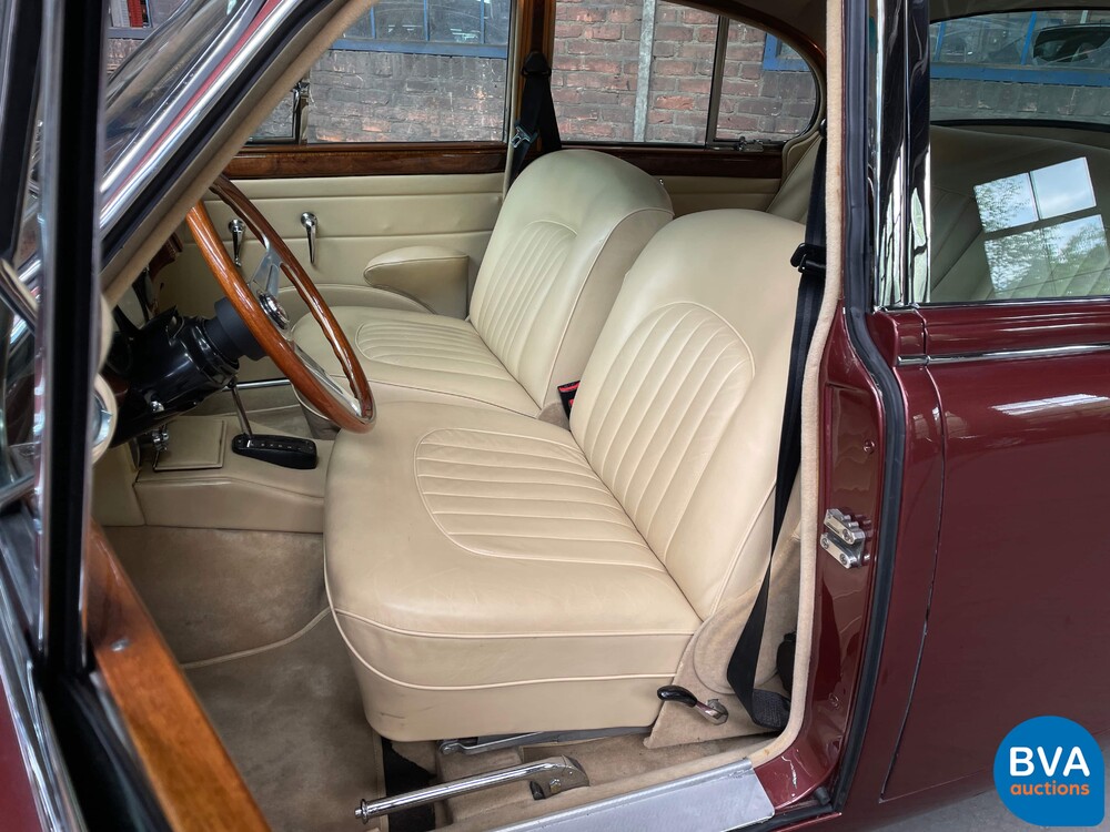 Jaguar MKII 3.8 Automatik 220 PS MK2 1962, AR-15-01.