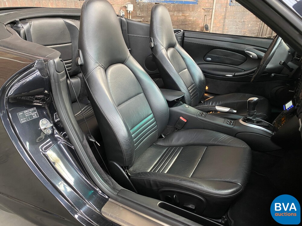 Porsche 911 4s Cabrio 3.6 Carrera 996 320 PS 2005 -Original NL-, 70-RK-BS.