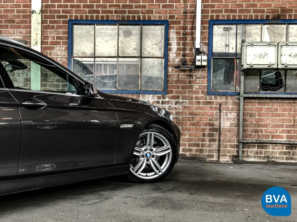 BMW 530d Touring High Executive 5er NW MODELL 245 PS F11, 15-ZTD-5.