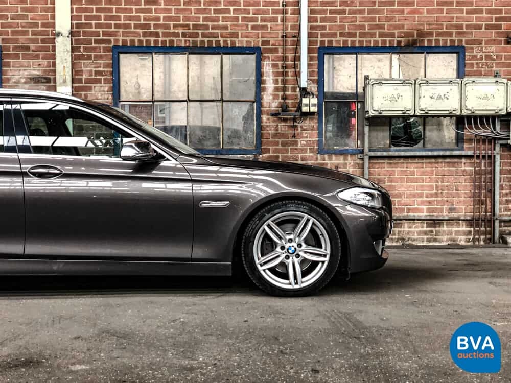 BMW 530d Touring High Executive 5er NW MODELL 245 PS F11, 15-ZTD-5.