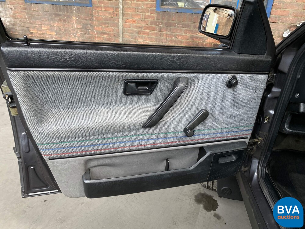 Volkswagen Golf Country 1.8 CL 90PS Org.NL, FR-SL-40.