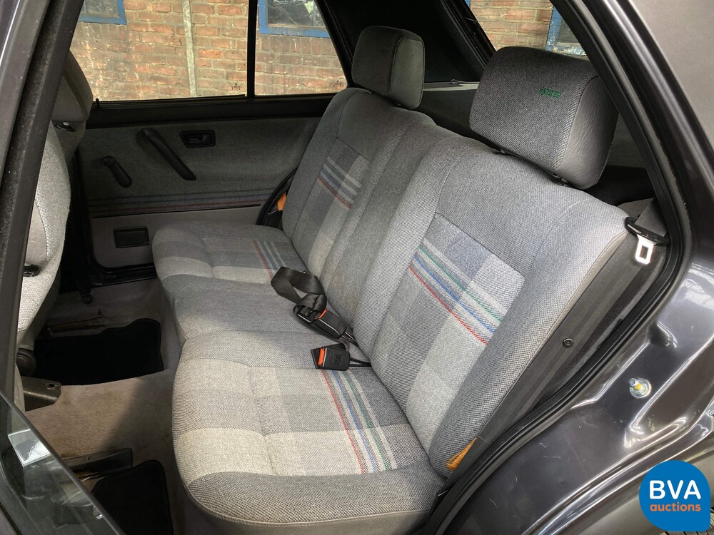 Volkswagen Golf Country 1.8 CL 90PS Org.NL, FR-SL-40.