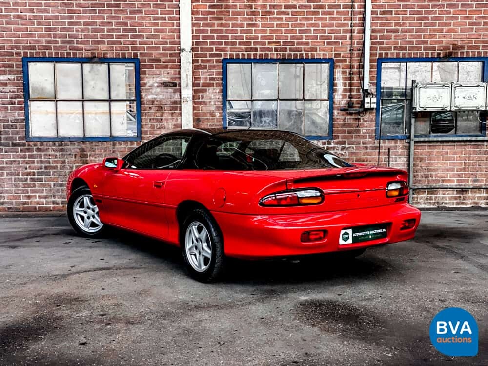 Chevrolet Camaro Z28 LS1 5.7L V8 288 PS 1998.