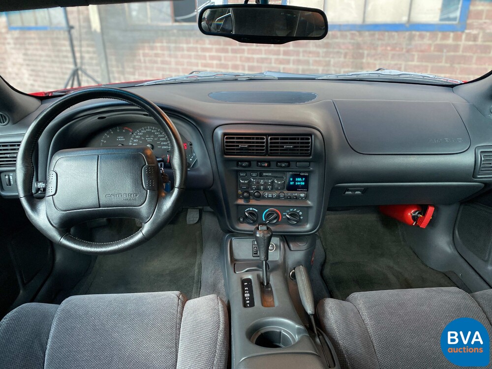 Chevrolet Camaro Z28 LS1 5.7L V8 288 PS 1998.
