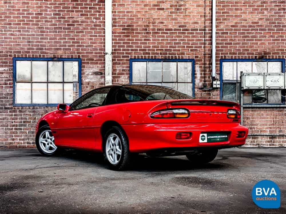 Chevrolet Camaro Z28 LS1 5.7L V8 288 PS 1998.