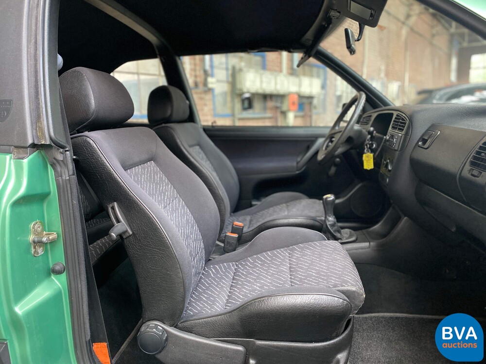 Volkswagen Golf1.8 Cabrio 75PS E2 -Org. NL-, J-PPL-61.