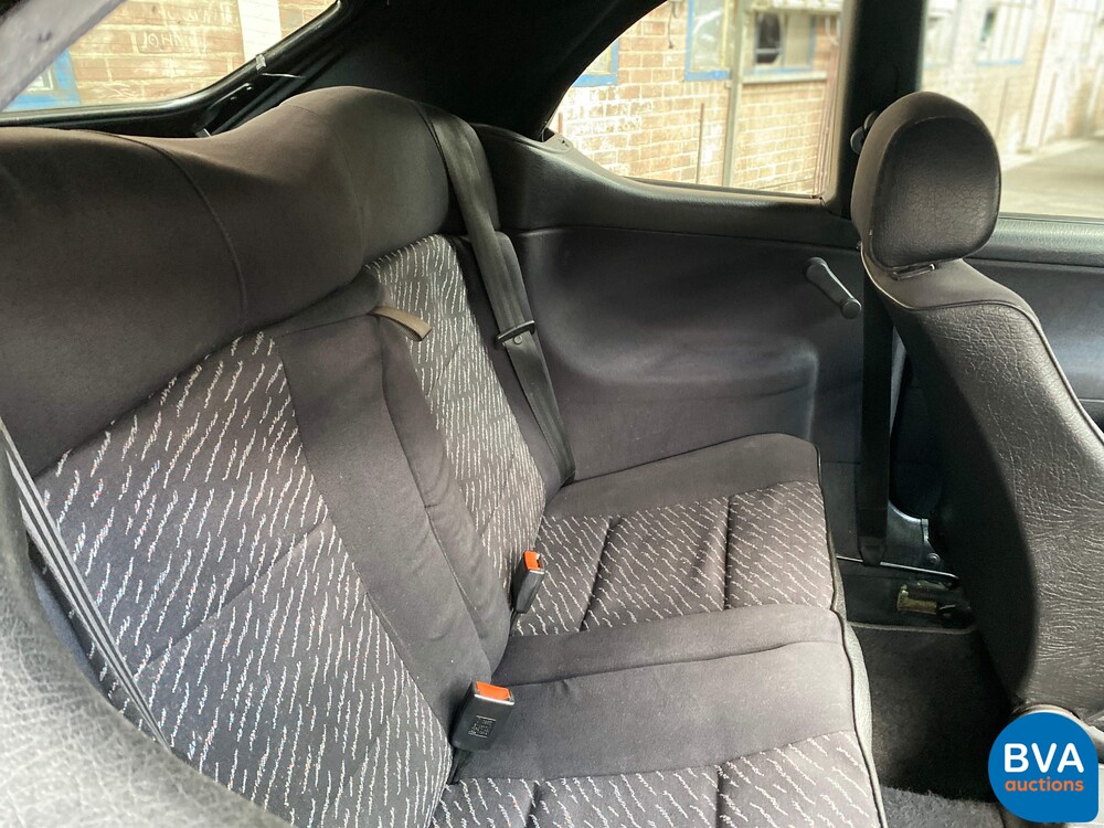 Volkswagen Golf1.8 Cabrio 75PS E2 -Org. NL-, J-PPL-61.