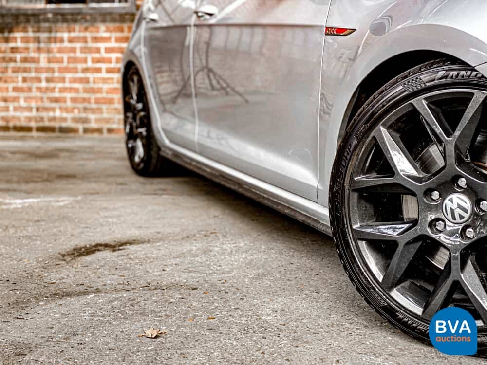 Volkswagen Golf GTI 245 PS 2015.