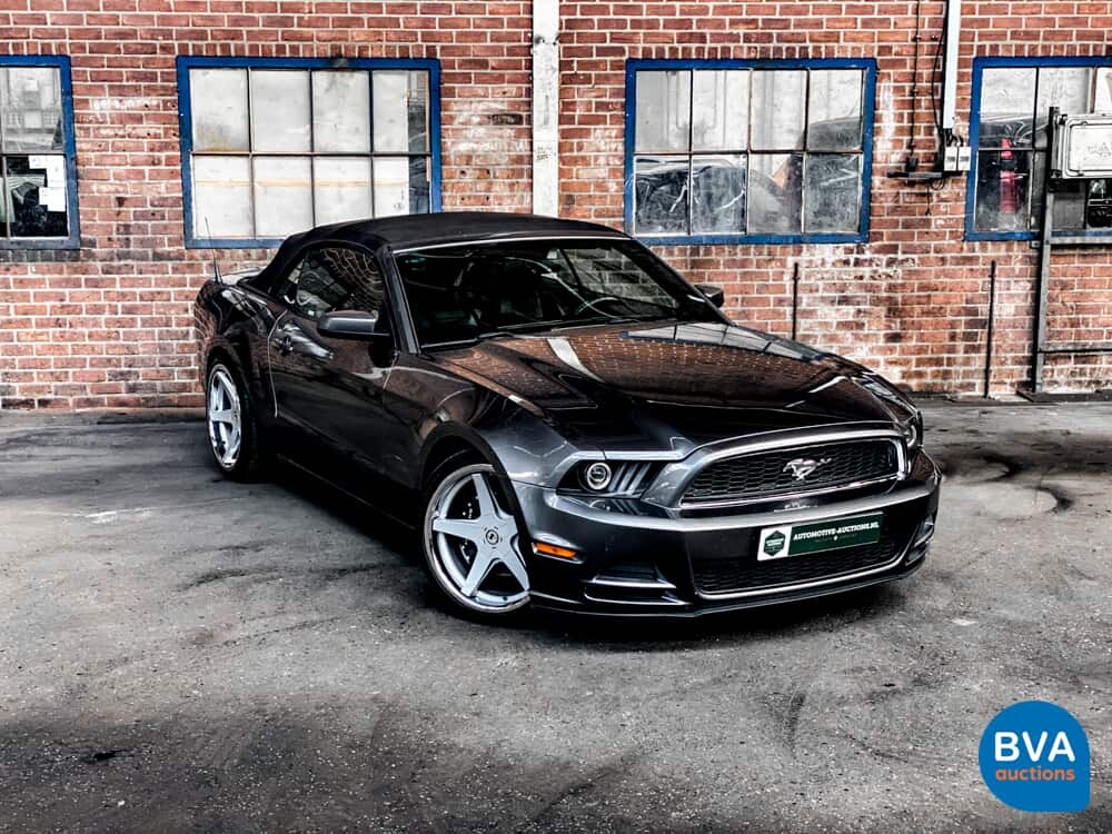 Ford Mustang Cabrio 3.7 V6 310 PS Cabrio.