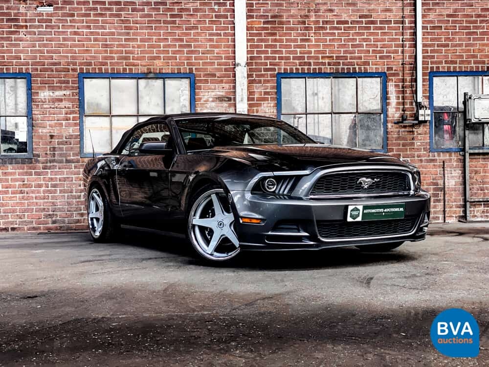 Ford Mustang Cabrio 3.7 V6 310 PS Cabrio.