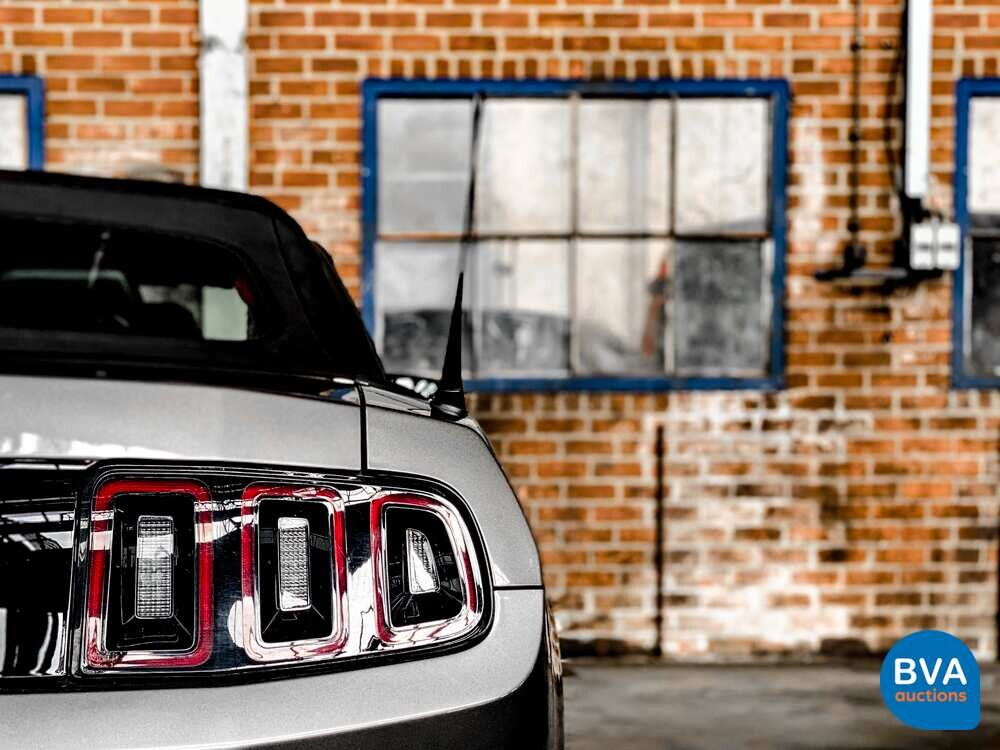 Ford Mustang Cabrio 3.7 V6 310 PS Cabrio.