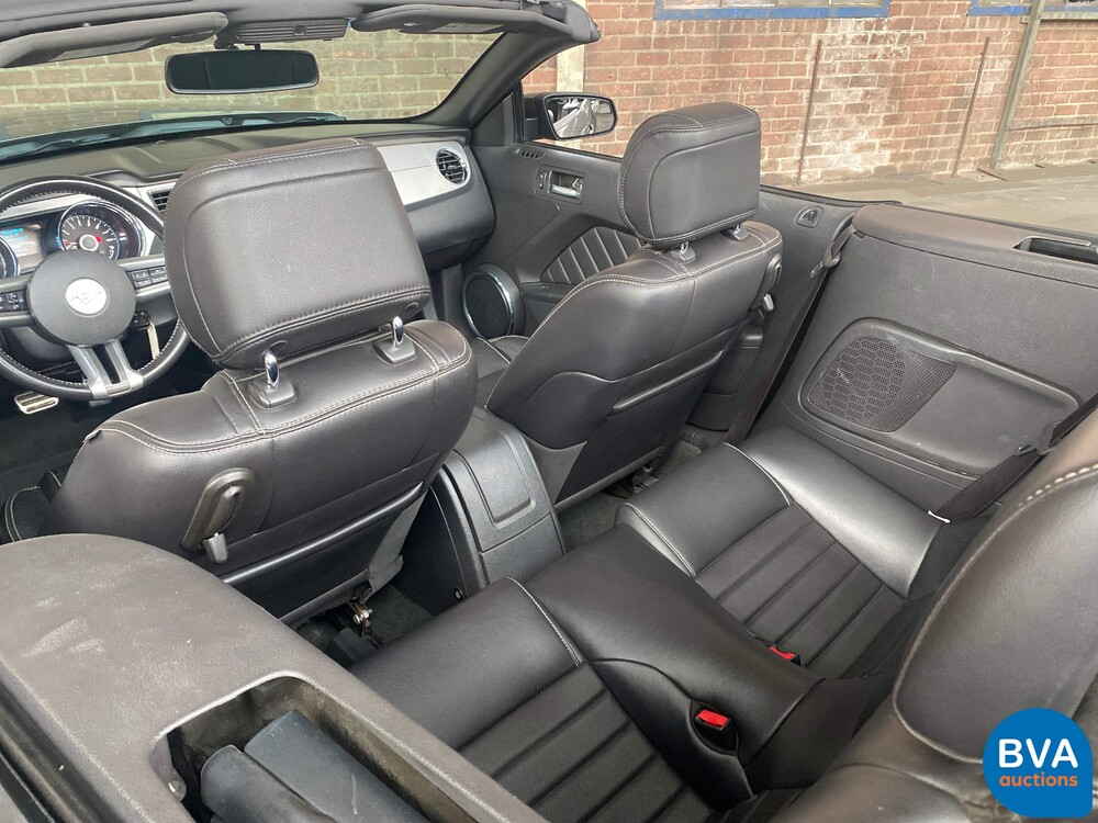 Ford Mustang Cabrio 3.7 V6 310 PS Cabrio.