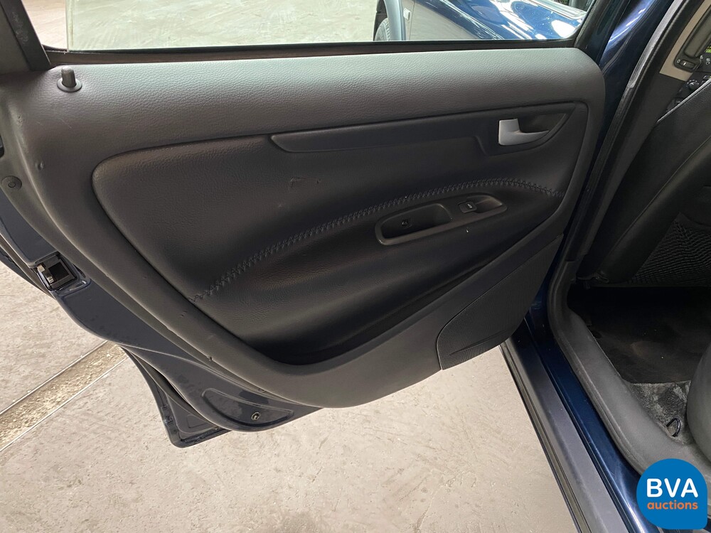 Volvo V70 Cross Country 2.4 T Ocean Race 200hp 2001 -Original NL-, 20-HH-HB.