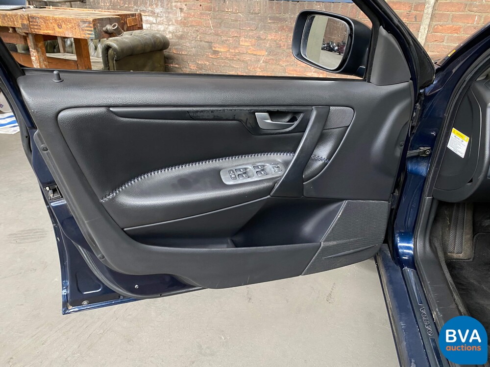 Volvo V70 Cross Country 2.4 T Ocean Race 200hp 2001 -Original NL-, 20-HH-HB.