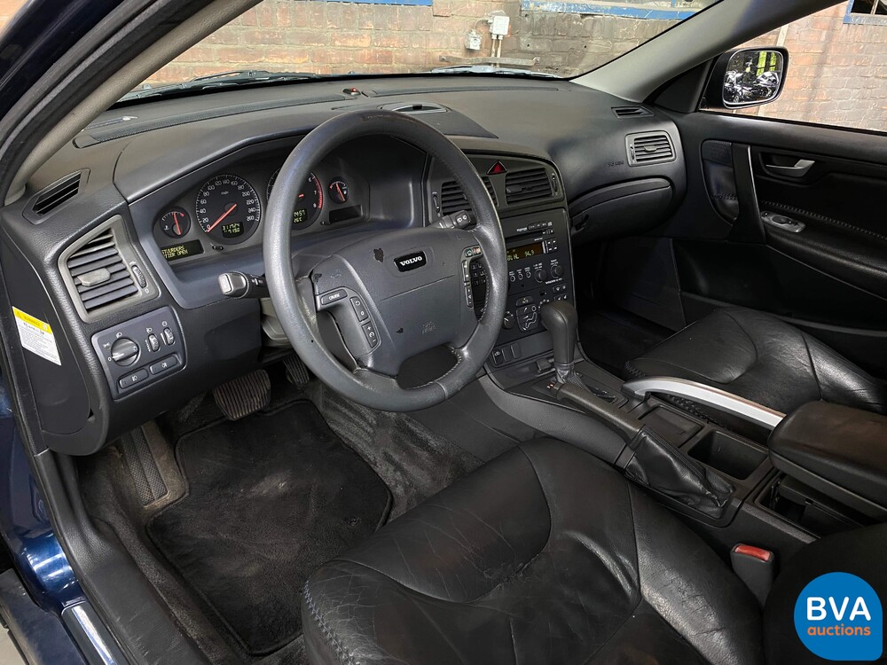 Volvo V70 Cross Country 2.4 T Ocean Race 200hp 2001 -Original NL-, 20-HH-HB.