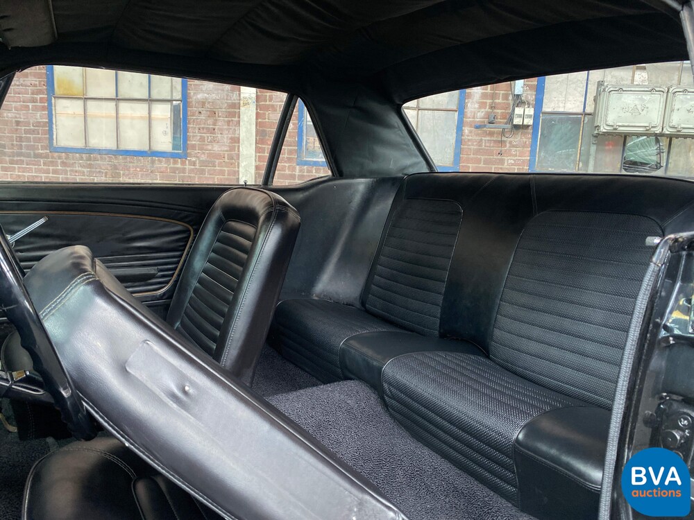 Ford-Mustang 4.7 V8 225 PS 1966.