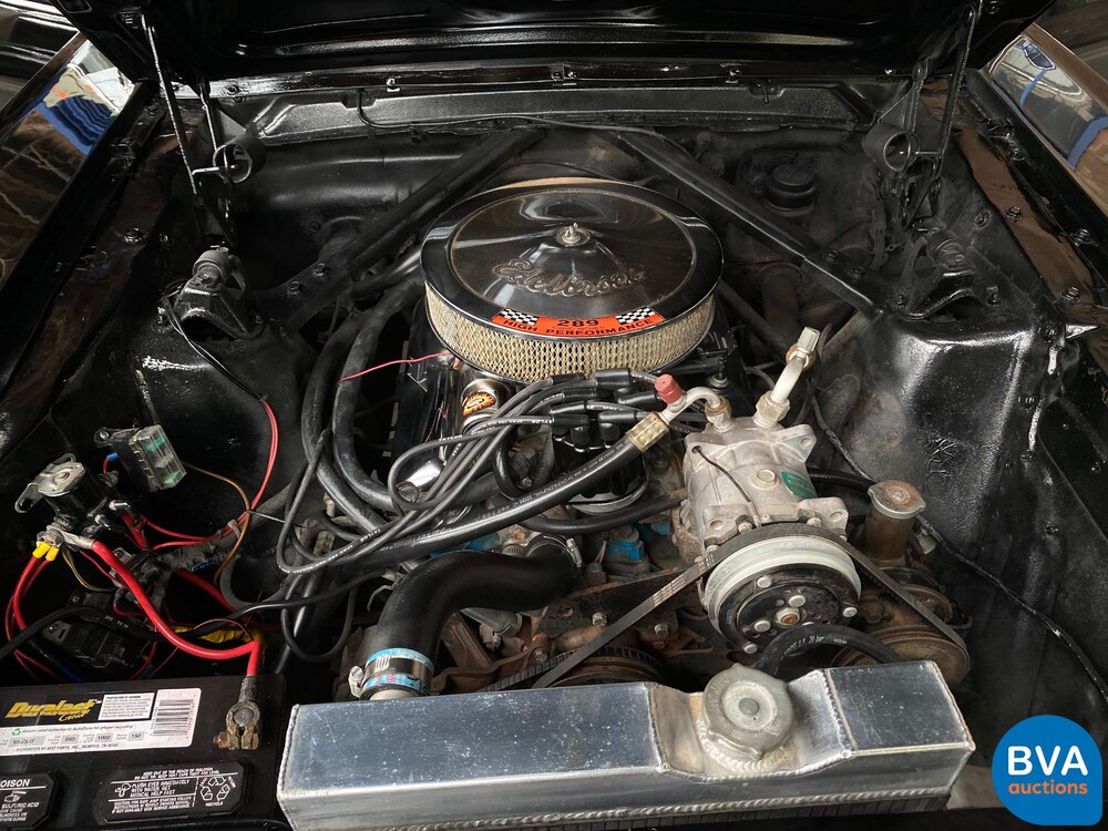 Ford-Mustang 4.7 V8 225 PS 1966.