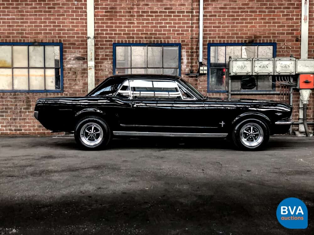 Ford-Mustang 4.7 V8 225 PS 1966.