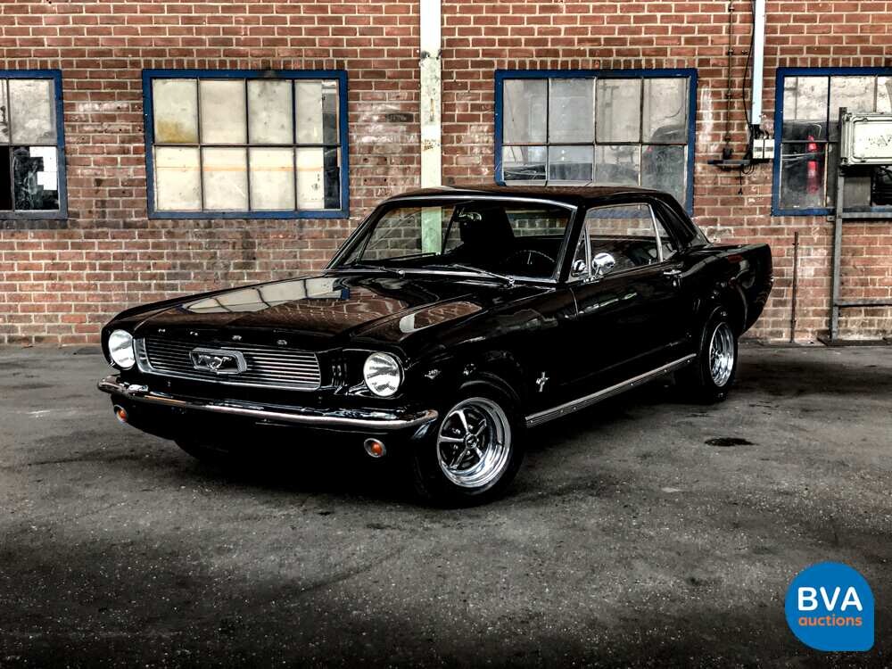 Ford-Mustang 4.7 V8 225 PS 1966.