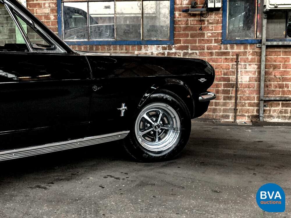 Ford-Mustang 4.7 V8 225 PS 1966.